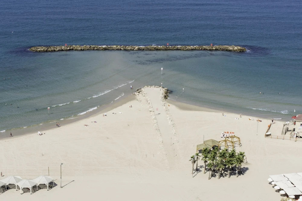 Luxurious 2BR w/ Panoramic Sea View by Sea N' Rent