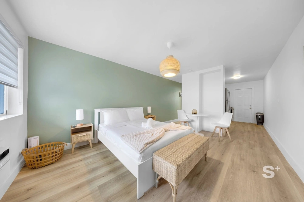 Modern Studio close to Aventura - Gym