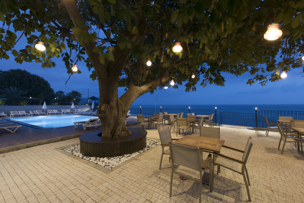 Floria Beach Hotel