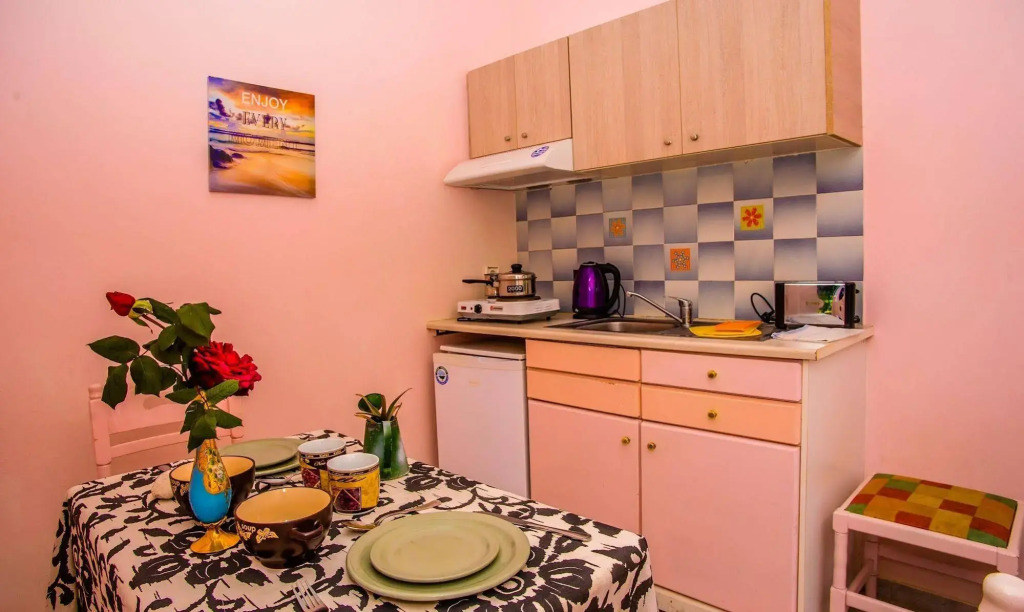 Aloni Studios & Apartments