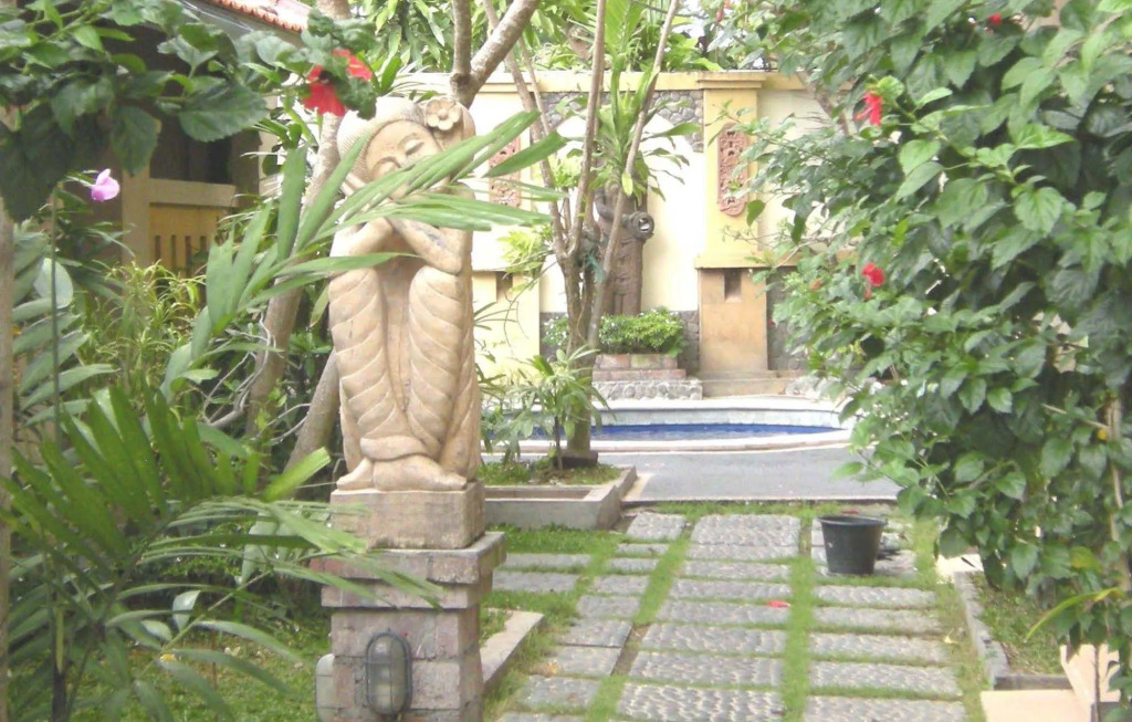 Jambu Inn