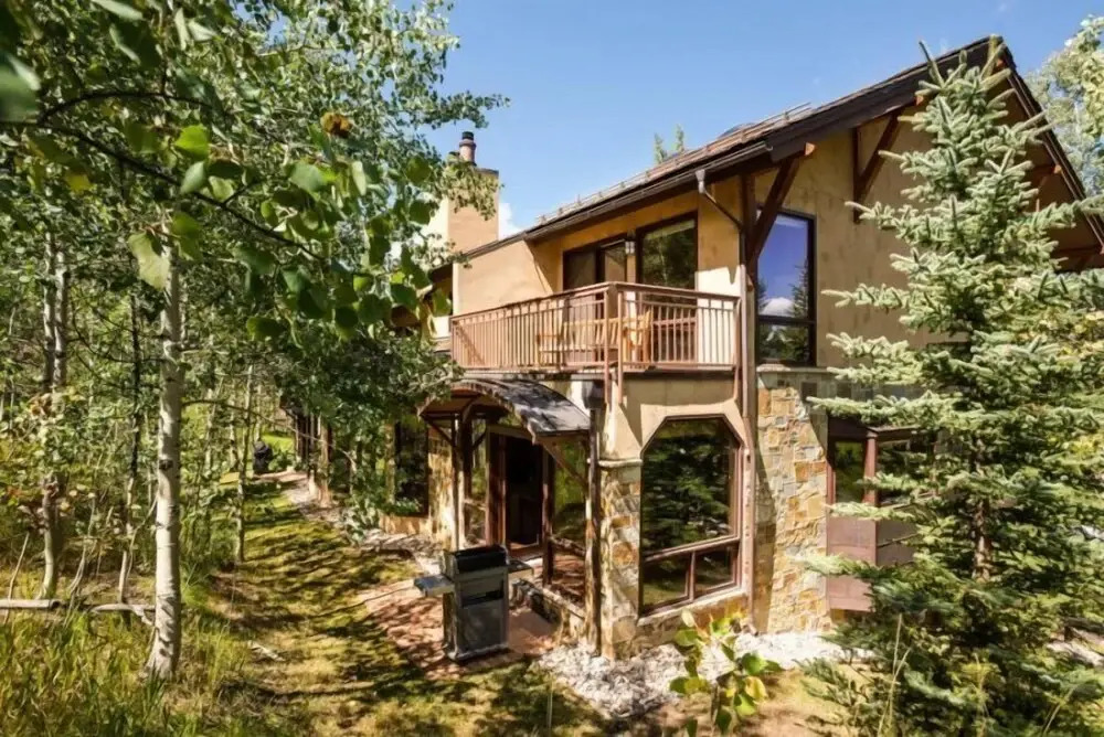 Premier Ski in, Ski out 3 Bedroom Colorado Vacation Rental Steps From the Ski Slopes With Hot Tub and Pool