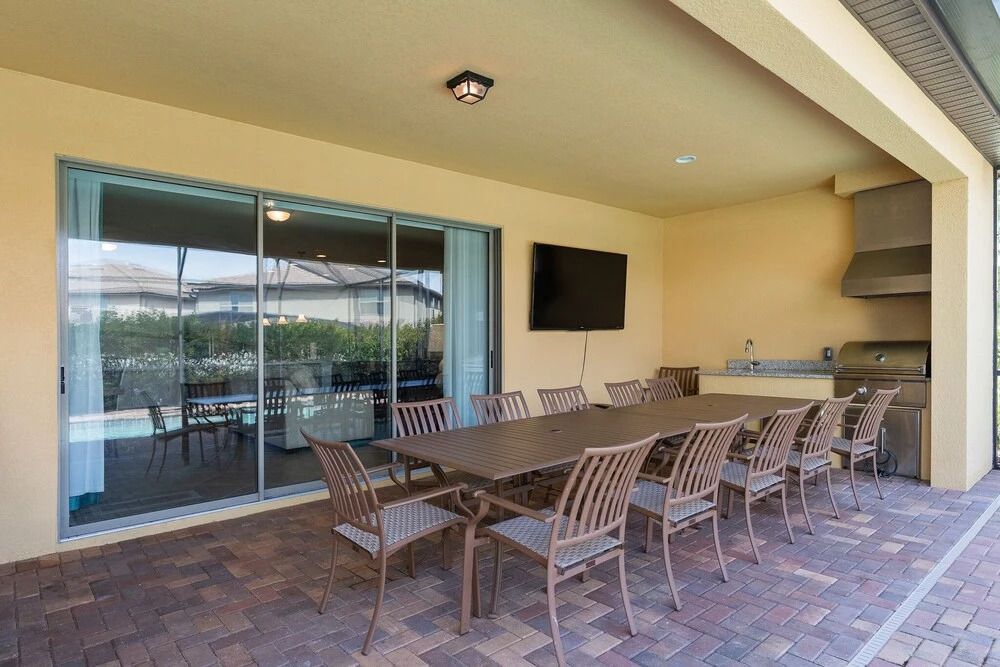 Lovely 9-bed House in Kissimmee With Pool & Spa
