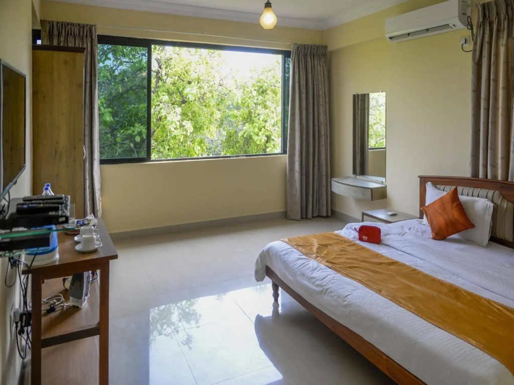 Goan Clove Apartment Hotel