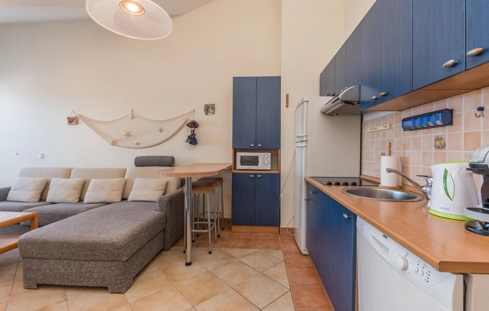 Stunning Apartment in Turanj, Biograd na mo With Wifi and 1 Bedrooms