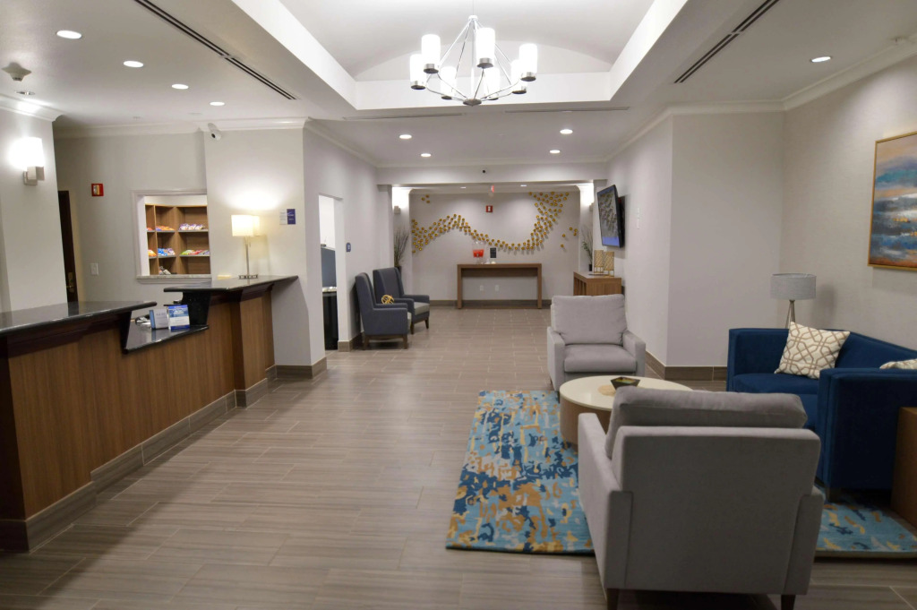 Best Western Plus Rama Inn & Suites