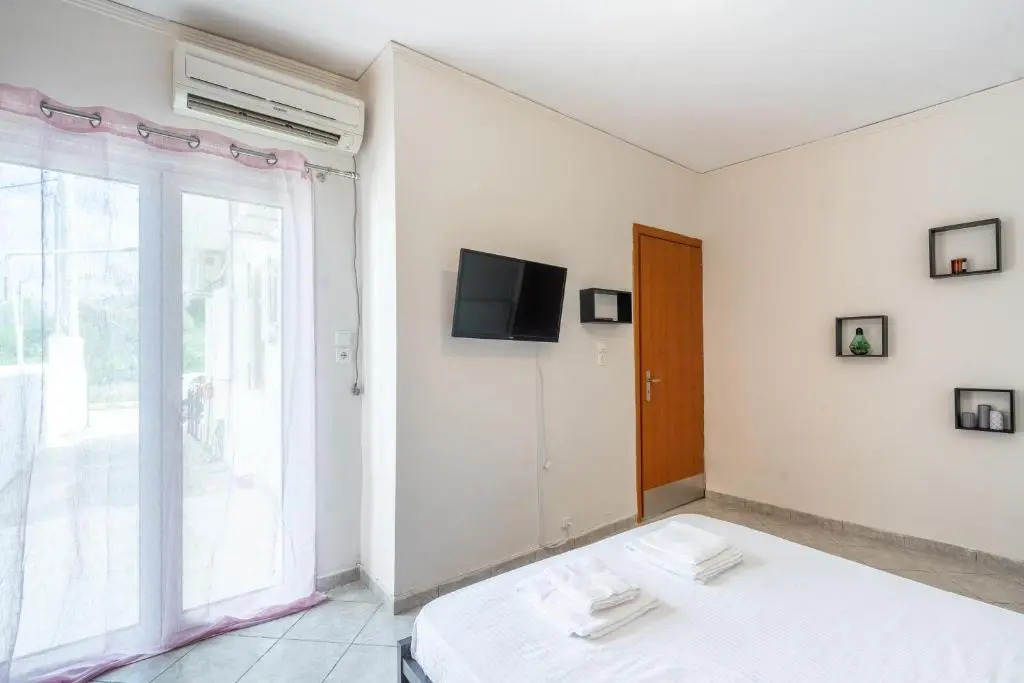 House 1 minute away from the beach