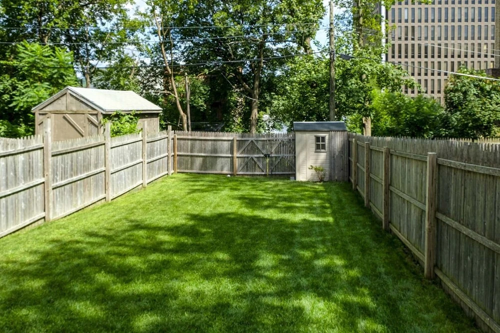 Charming Apt W/patio: Walk to Downtown Albany