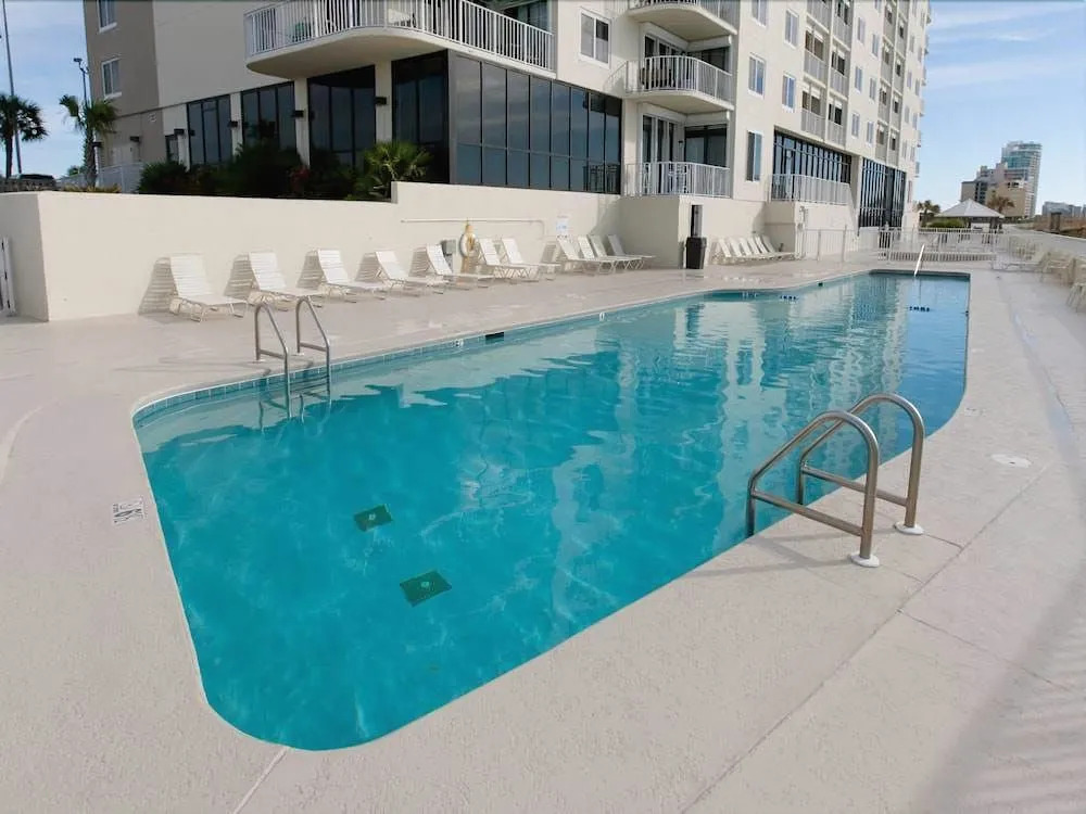 Summerchase 1006 - 3 Br condo by RedAwning