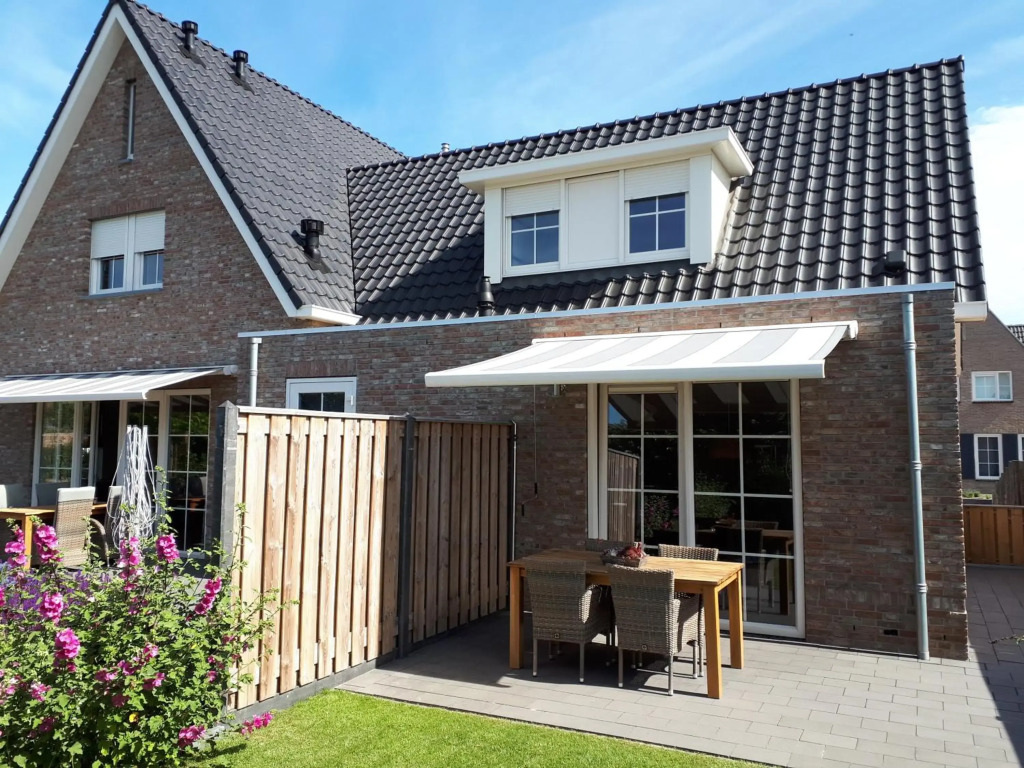 De Sprink 4 - Vakantiewoning en Luxe kamer