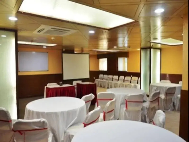 Hotel East Palace