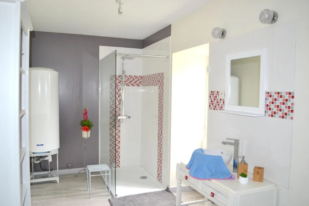 House With 3 Bedrooms in Vic-fezensac, With Wifi - 146 km From the Slo