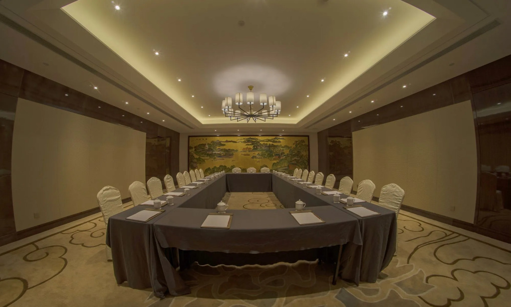 Yangzhou Changqing International Hotel