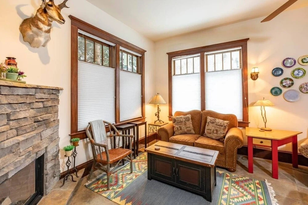 Manley  (381887) 4 Bedroom Home by RedAwning