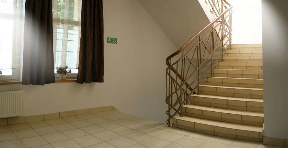 Ami Hotel