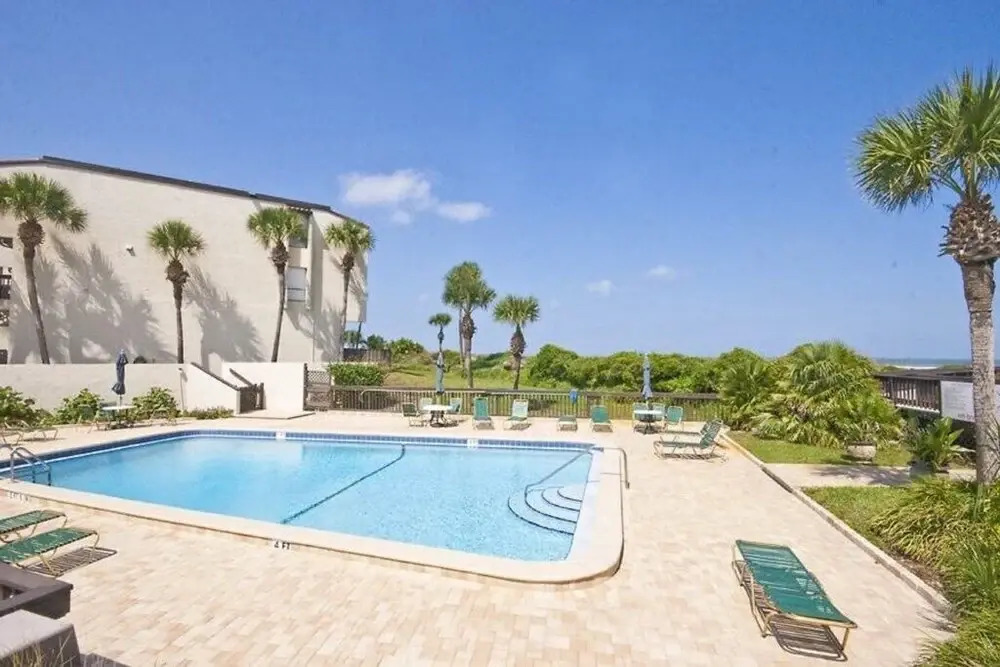 Island Housse F229