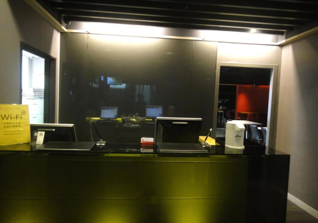 CHECK inn Taipei Xinyi