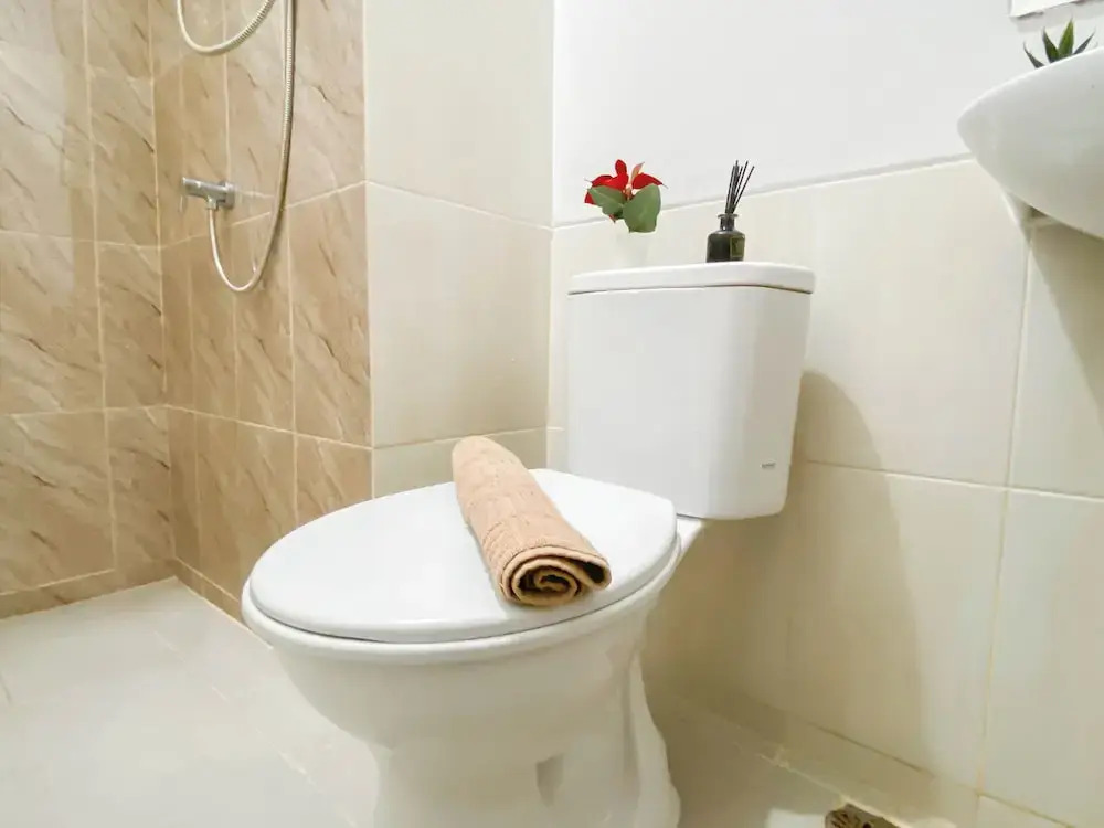 Simple 2Br With Extra Room Transpark Juanda Bekasi Timur Apartment