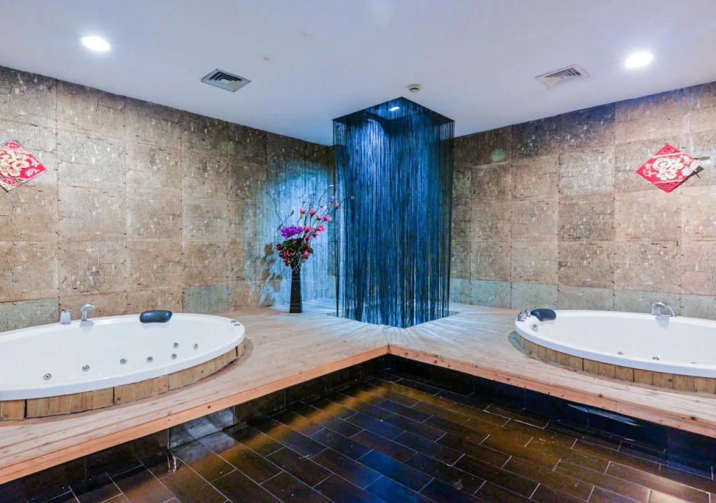 Gangrun East Asia Hotel