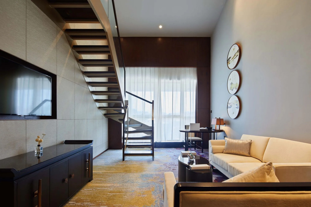 Fu Rong Ge Hotel