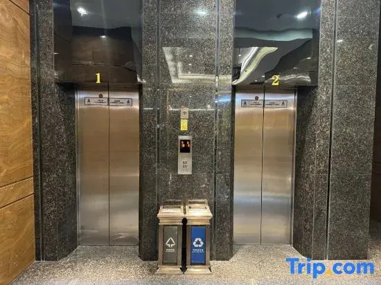 Yuanjia Homestay (Jixiangcun Subway Station)
