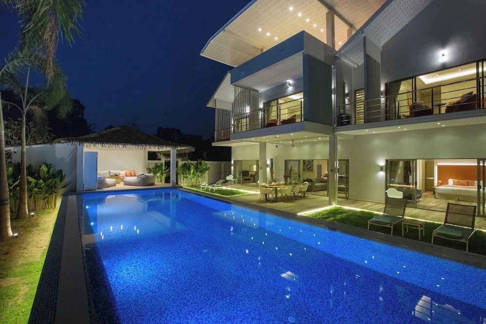 5-bdr luxury villa at a villa resort