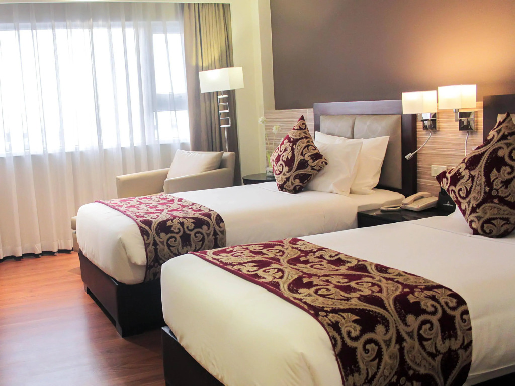 Brentwood Suites