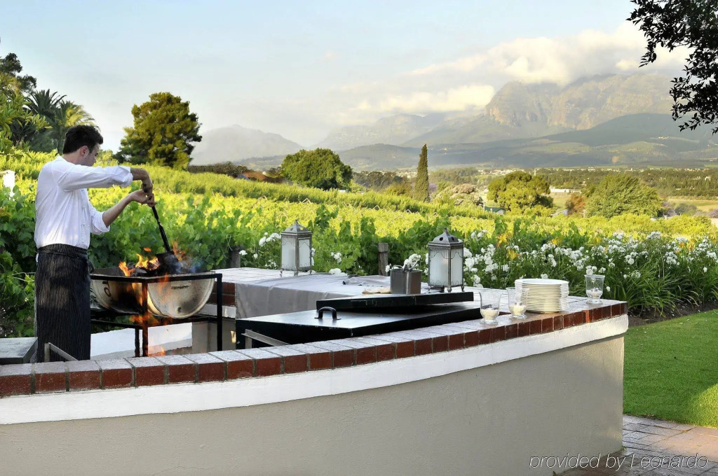 Grande Roche Hotel