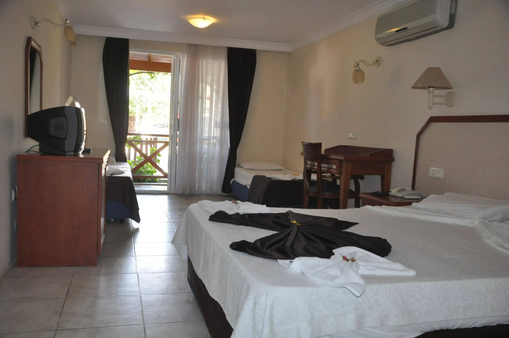 PİGALE BEACH RESORT