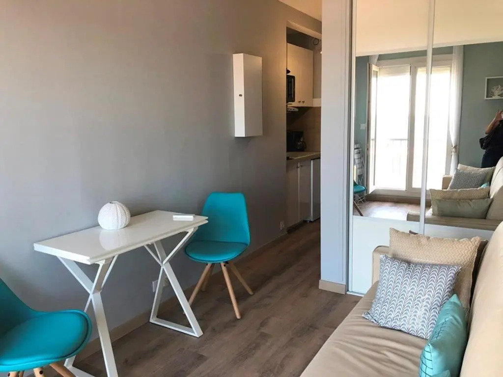 Appartement Balaruc-les-Bains, 1 pièce, 2 personnes - FR-1-553-79