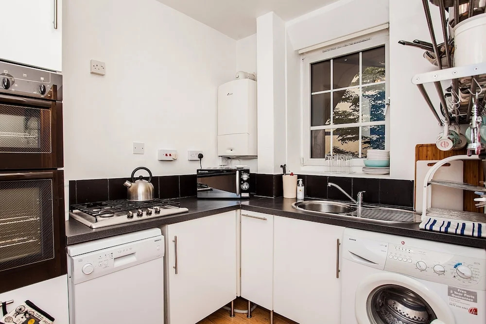 Riverside Cutty Sark 2 Bedroom Retreat