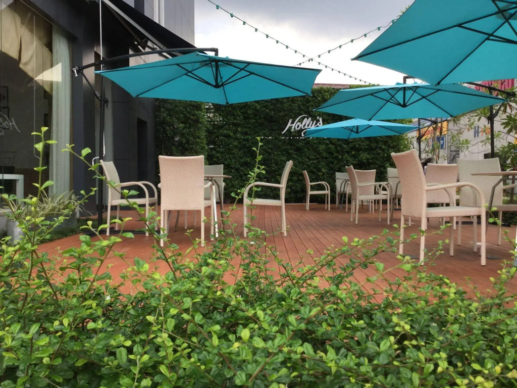 Holly Hotel Myanmar