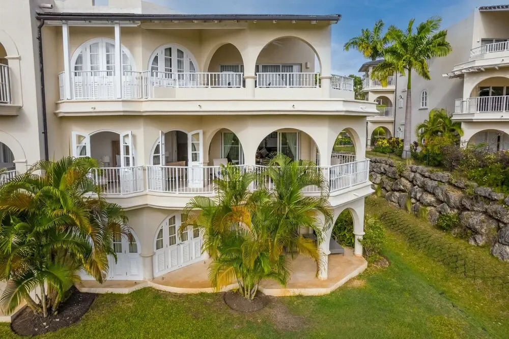Royal Apartment 221 by Island Villas