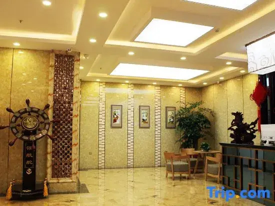 Ruiquanju Business Hotel (Qiqihar First Hospital Longsha Park Branch)
