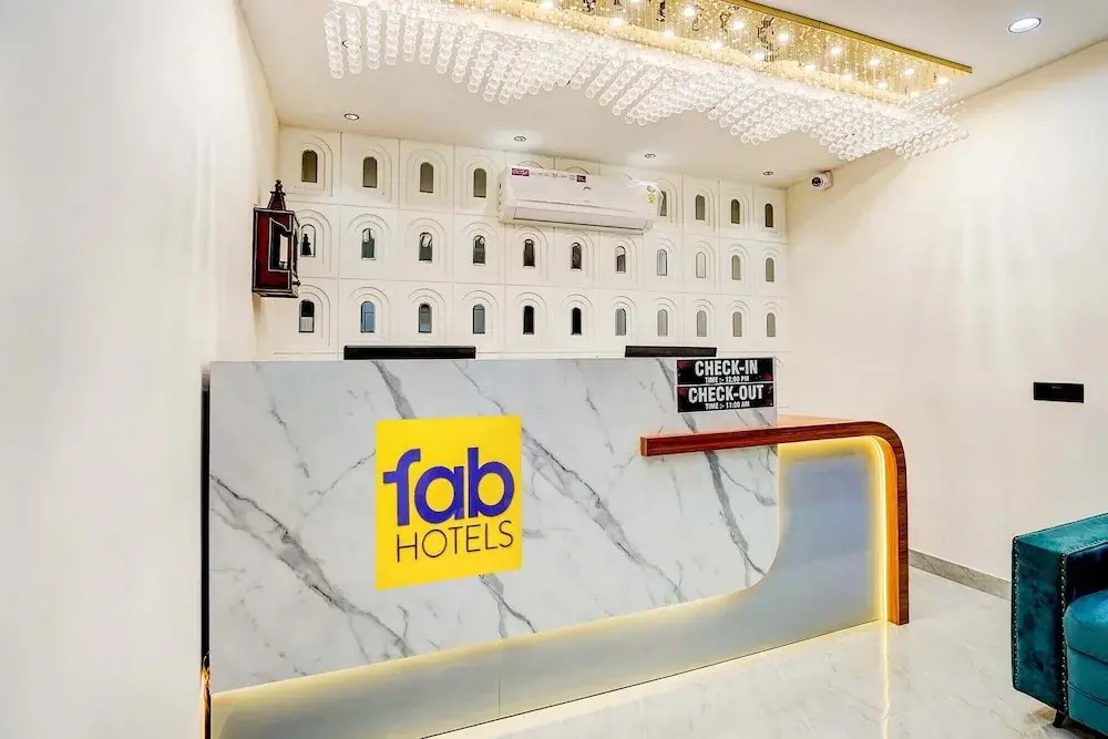 Fabhotel Sanviraaj