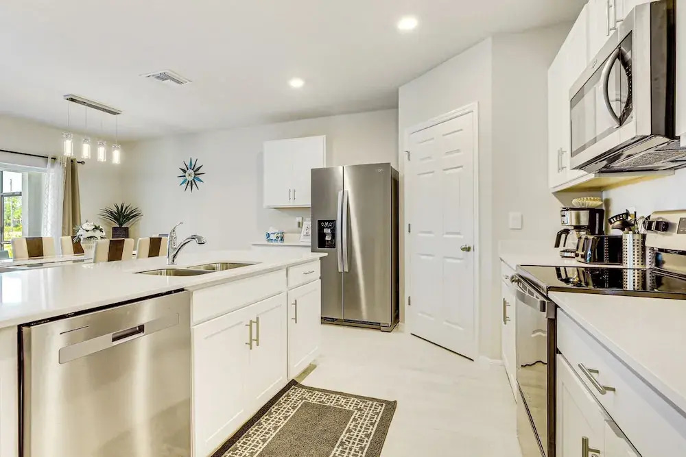 Port Charlotte Home w Pool: 8 Mi to Beach