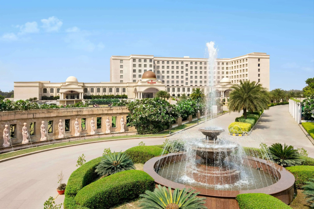 Ramada by Wyndham Lucknow Hotel and Convention Center