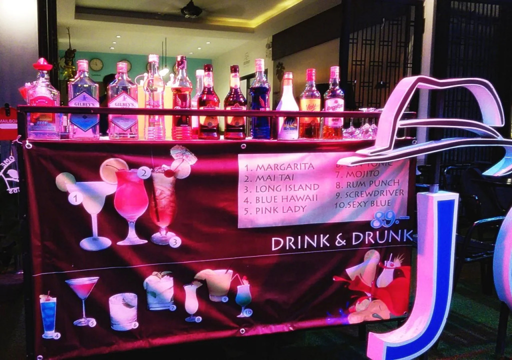 Hotel The Journey Patong New