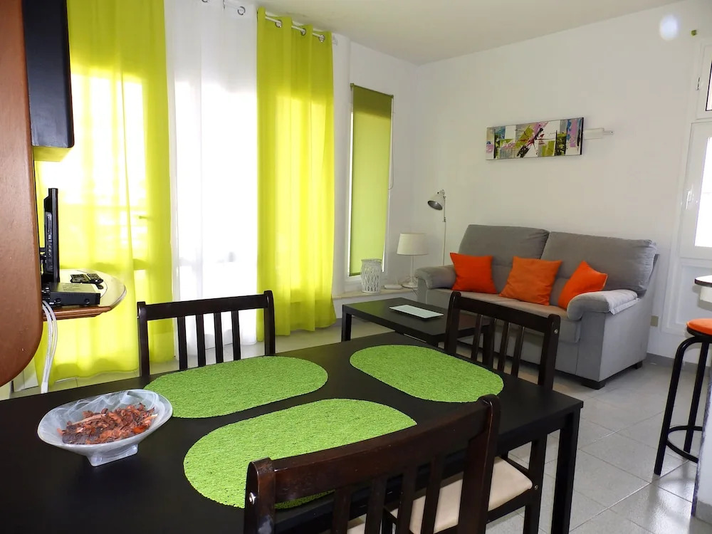 Apartamentos Medano - Playa Grande