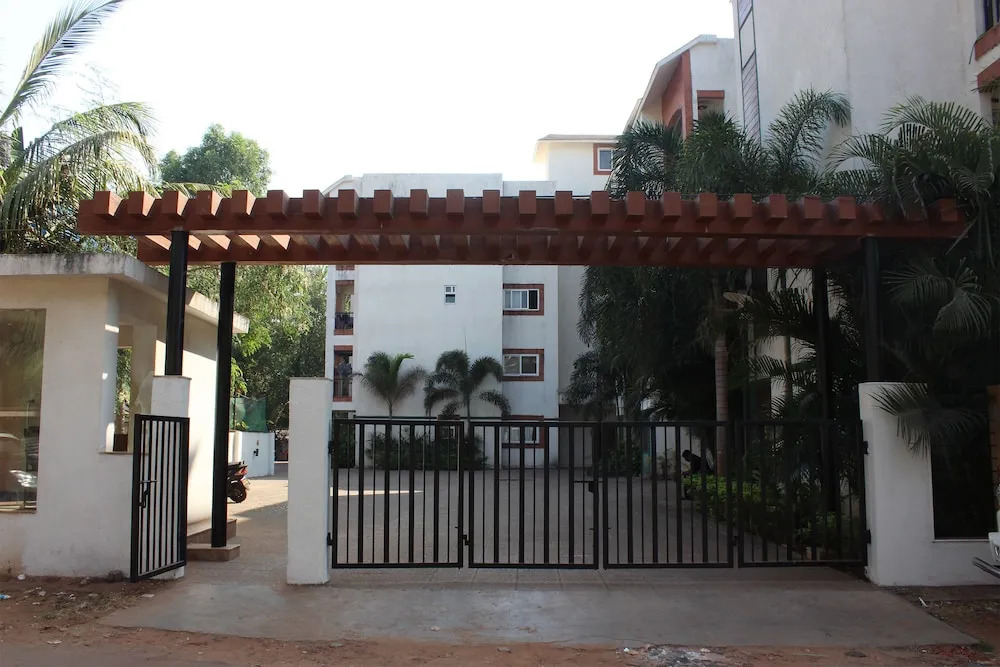 OYO 11729 Home Modern Studio Arpora