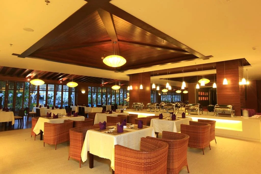 Sanya Jingrun Pearl Theme Hotel