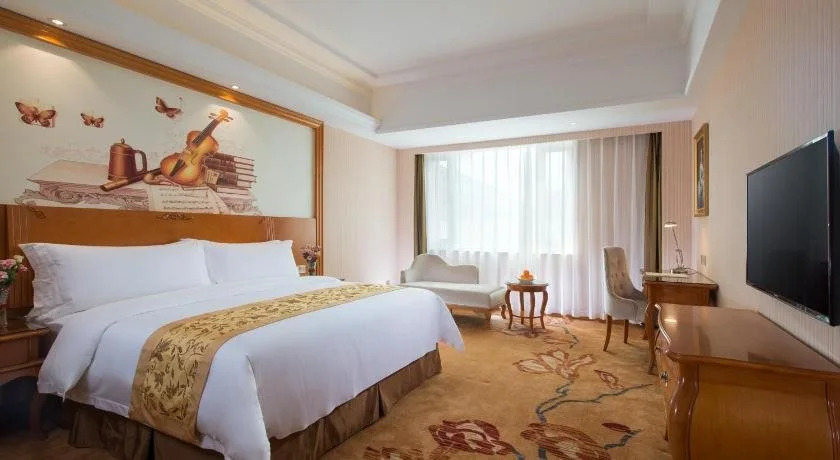 Vienna International Hotel Guangzhou Xintang Jean Fangzhicheng
