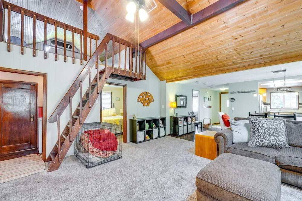 Pet-friendly Ocean Park Rental w/ Outdoor Fire Pit