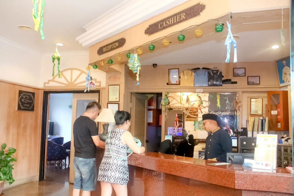 Hotel Rainbow