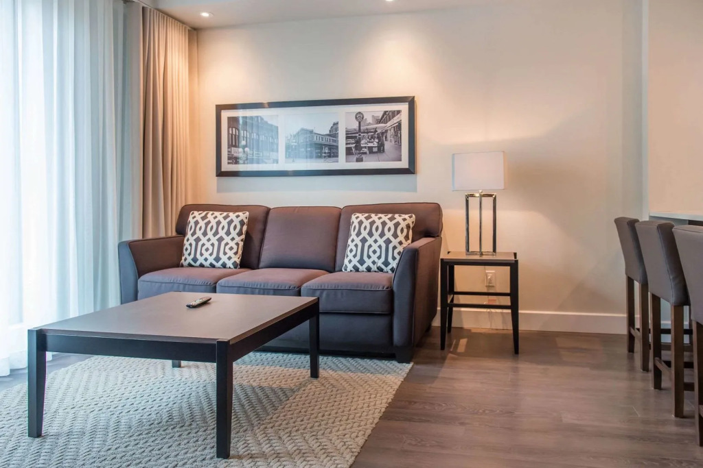 Les Suites Victoria, an Ascend Collection Hotel