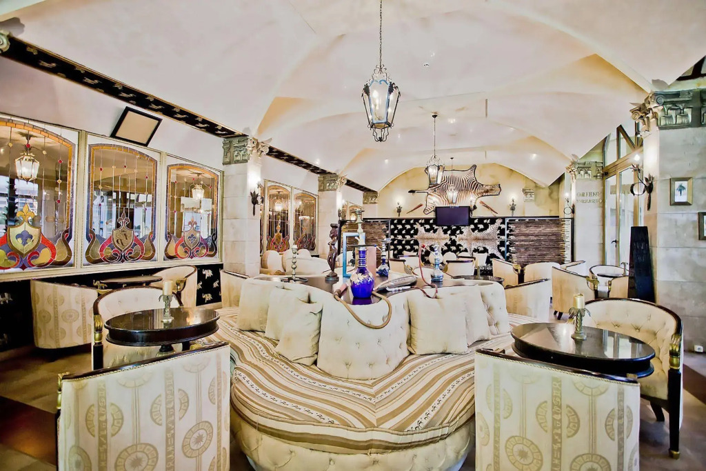 Imperial Palace Hotel
