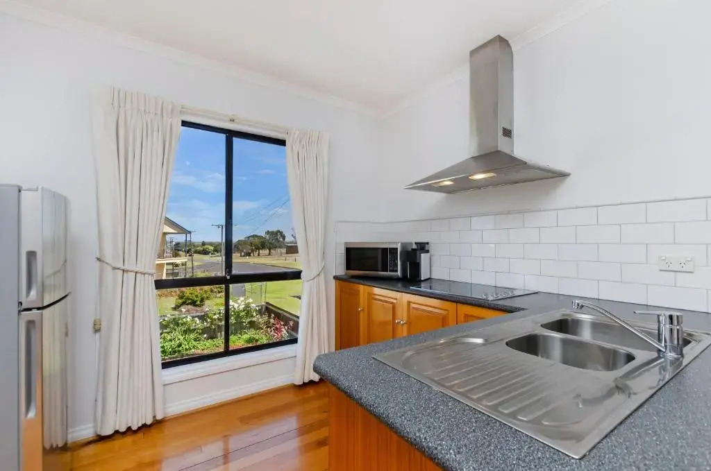 Clifftop Apartments Portland Vic