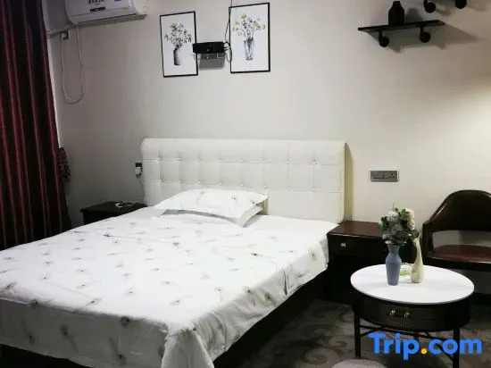 Youke Homestay (Hubei University of Economics, Canglong Island, Wuhan)