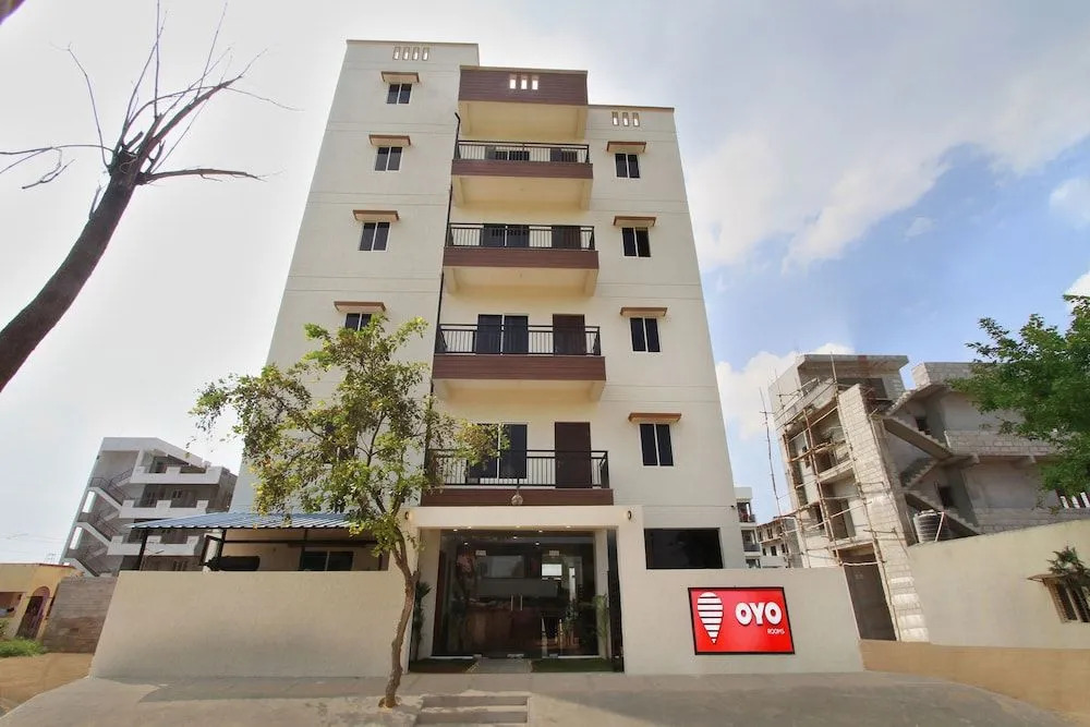 OYO 9990 Hotel The Bliss