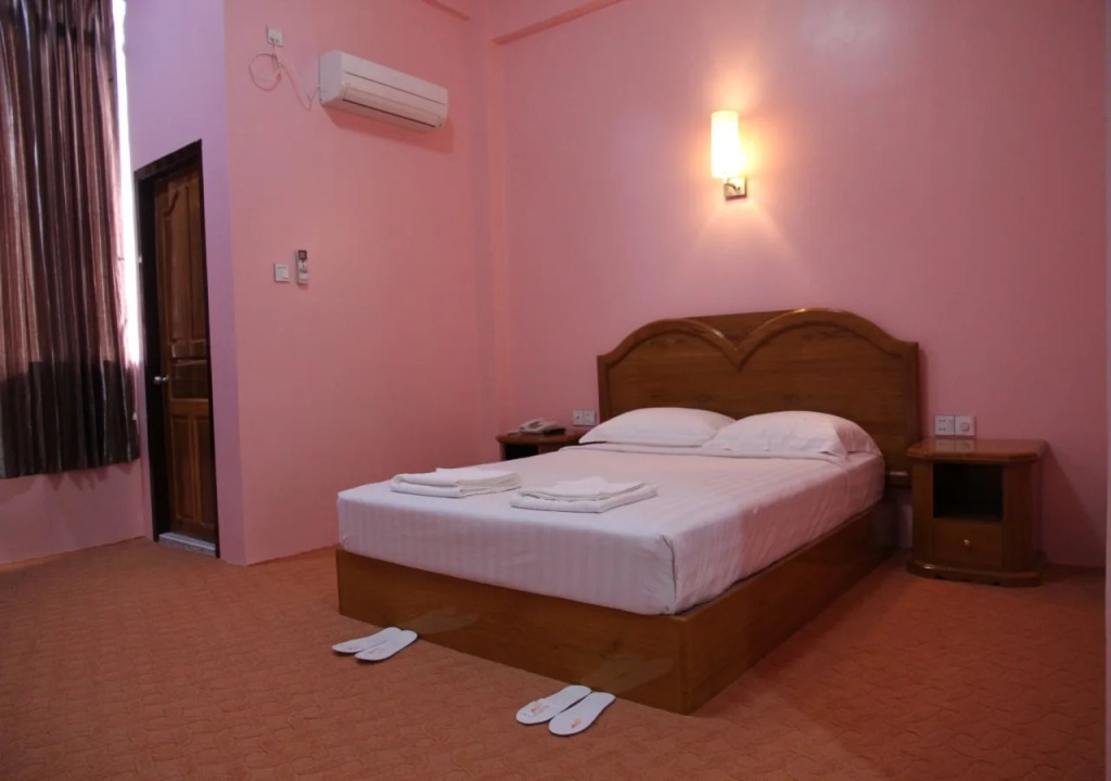 Nan Htike Thu Hotel